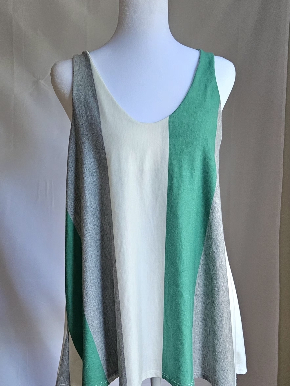 Puella Anthropologie Colorblock Swing Tank Top Size S Green Gray